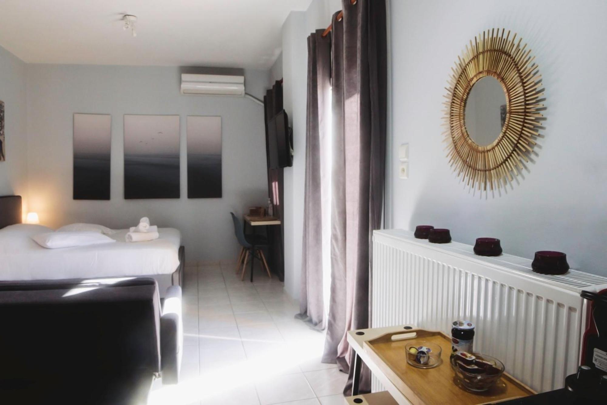 לריסה Gk Suites-Constantin View , Auto Check-In 24H מראה חיצוני תמונה