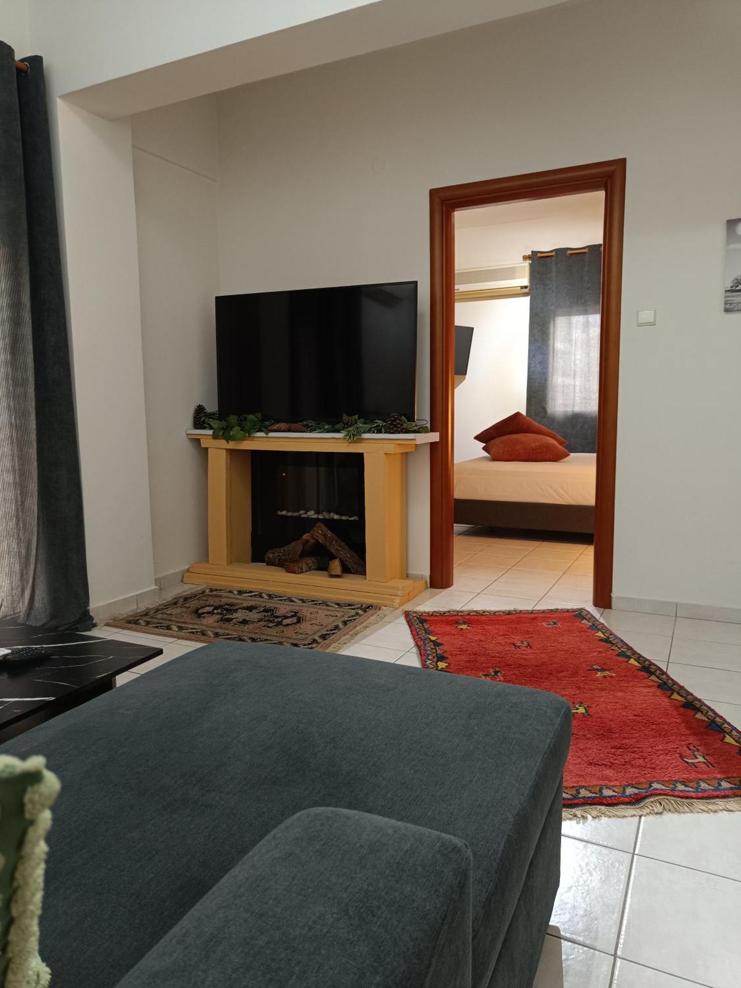 לריסה Gk Suites-Constantin View , Auto Check-In 24H מראה חיצוני תמונה