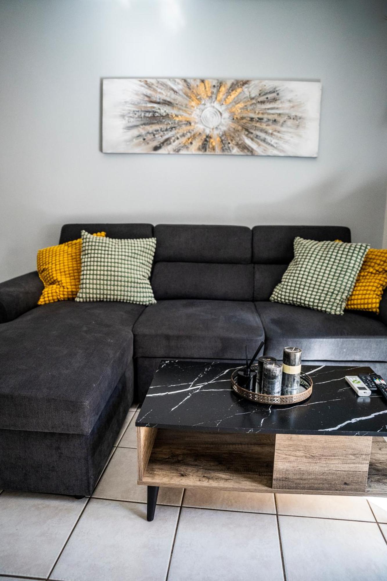 לריסה Gk Suites-Constantin View , Auto Check-In 24H מראה חיצוני תמונה